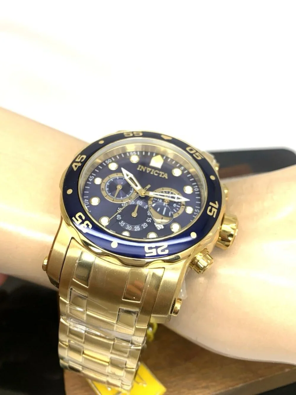 Invicta Men's Watch 23651 Pro Diver Quartz Blue Dial Gold Stainless Steel 48mm